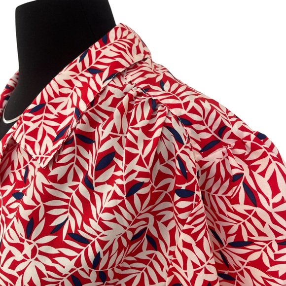 Vintage puffy short sleeve leaf print button up blouse - Picture 9 of 12
